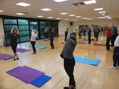 Stretching 26-27 – Image 7