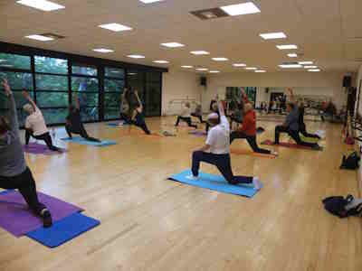 Stretching 26-27 – Image 9
